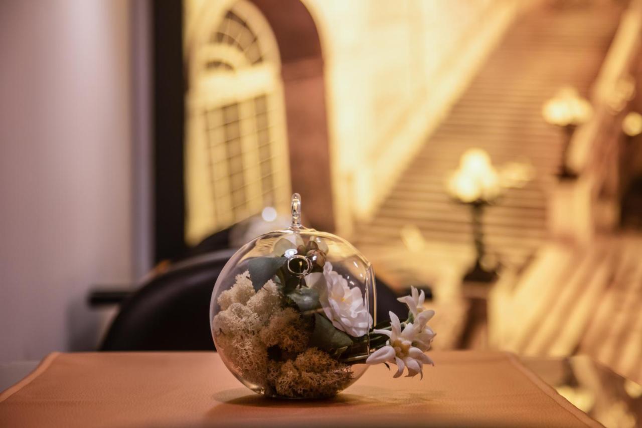 La Lepre Napoli Bed & Breakfast エクステリア 写真